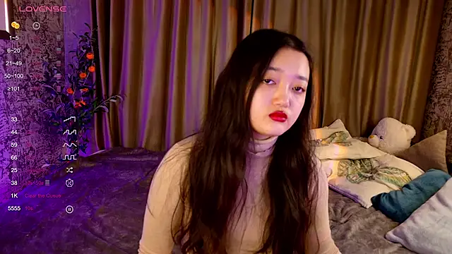 Snapshot of FreyaRaya chatting on November 27, 3:30 am FreyaRaya online show from November 27, 3:30 am