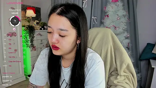 Snapshot of FreyaRaya chatting on December 19, 3:13 am FreyaRaya online show from December 19, 3:13 am