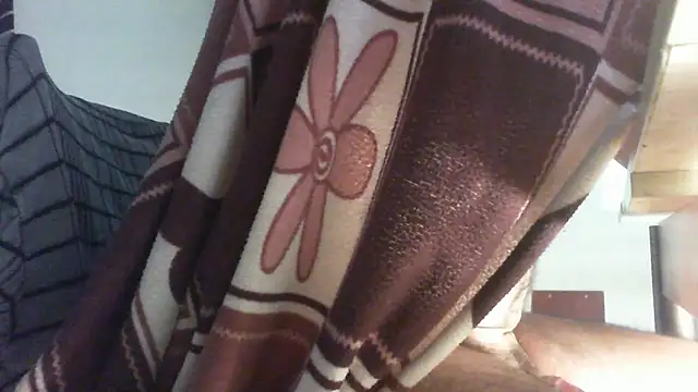 Snapshot of thekeys chatting on May 3, 8:53 am thekeys online show from May 3, 8:53 am