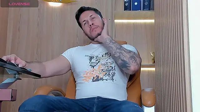 George Diesell online show from November 15, 9:00 pm