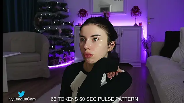 ivyleague  online show from December 13, 6:21 am