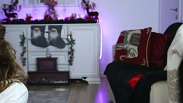 ivyleague  online show from December 2, 4:40 am