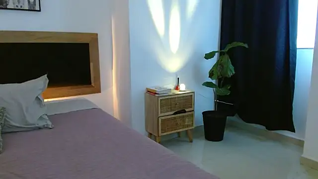 Snapshot of Susi_bell chatting on October 4, 9:57 pm Susi bell online show from October 4, 9:57 pm