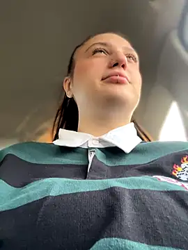 Snapshot of JessiMur chatting on September 14, 8:24 am JessiMur online show from September 14, 8:24 am