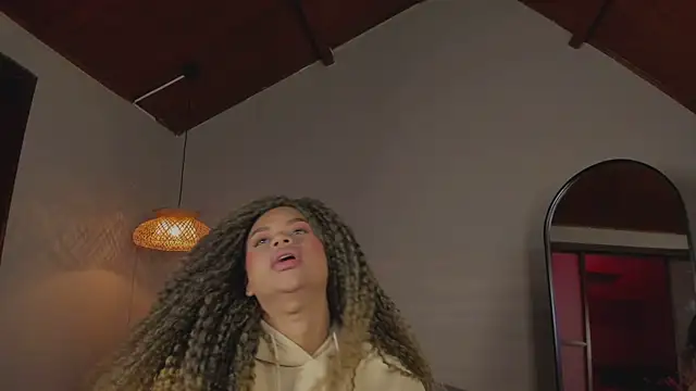 Snapshot of nayah__ chatting on March 17, 7:58 pm nayah online show from March 17, 7:58 pm