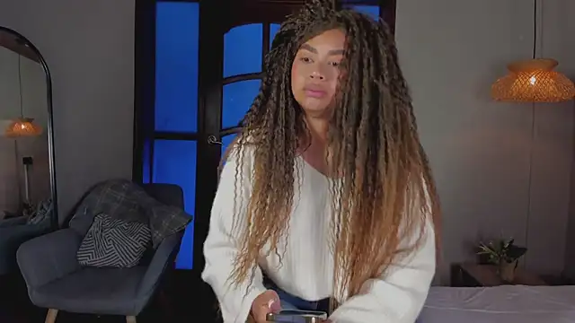 Snapshot of nayah__ chatting on October 28, 7:38 pm nayah online show from October 28, 7:38 pm