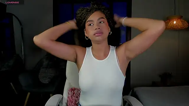 Snapshot of nayah__ chatting on October 30, 7:58 pm nayah online show from October 30, 7:58 pm