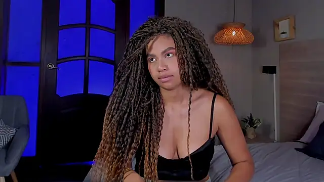 Snapshot of nayah__ chatting on November 7, 7:58 pm nayah online show from November 7, 7:58 pm