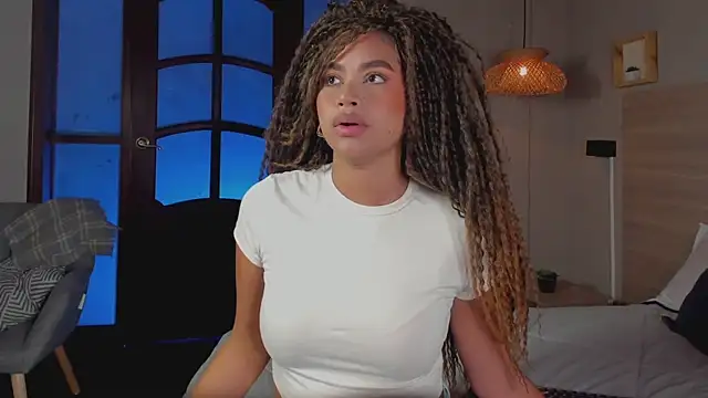 Snapshot of nayah__ chatting on November 11, 9:15 pm nayah online show from November 11, 9:15 pm