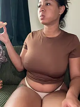 VanessaBling online show from April 30, 3:07 pm