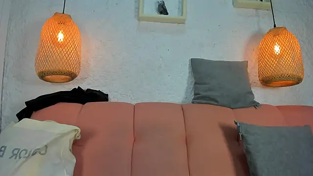 emiily s online show from December 15, 12:09 pm