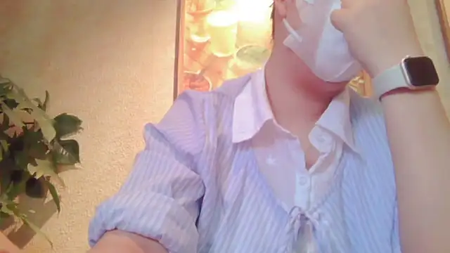 Snapshot of Alisa_Hotfeeling chatting on May 5, 1:46 am Alisa Hotfeeling online show from May 5, 1:46 am