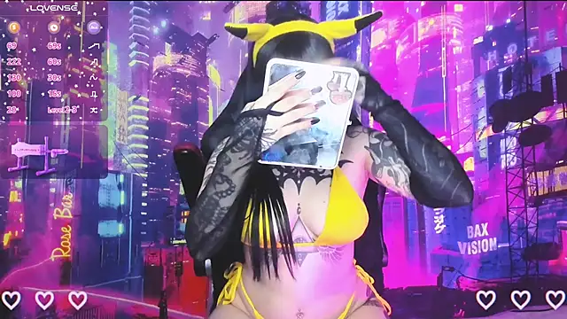 Snapshot of Kat_riina chatting on May 12, 3:09 pm Kat riina online show from May 12, 3:09 pm