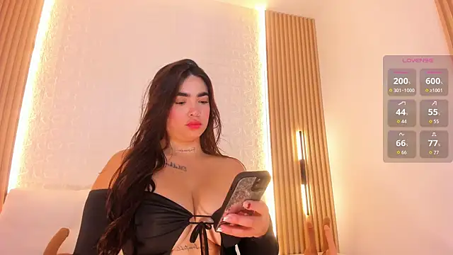 alyssa vargas online show from February 26, 6:23 am