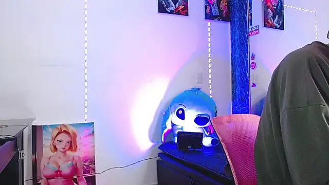 Snapshot of Liam_lee chatting on November 14, 2:49 pm Liam lee online show from November 14, 2:49 pm