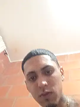 Snapshot of Liam_lee chatting on November 22, 4:22 am Liam lee online show from November 22, 4:22 am