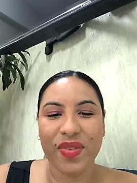 Snapshot of Francesca_ferrari chatting on March 12, 1:25 am Francesca ferrari online show from March 12, 1:25 am