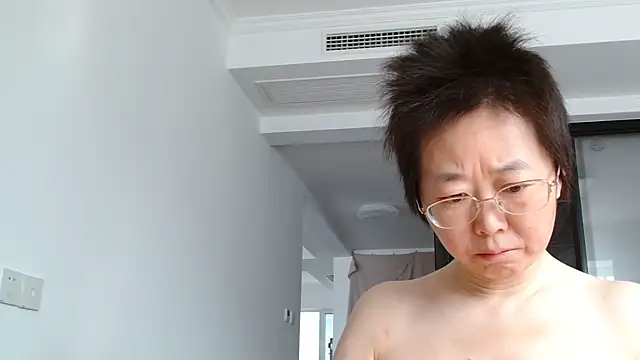 sonyx online show from February 6, 3:00 am