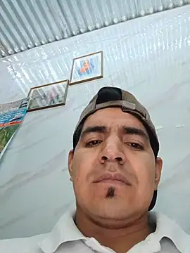 latino17 online show from November 28, 6:27 am