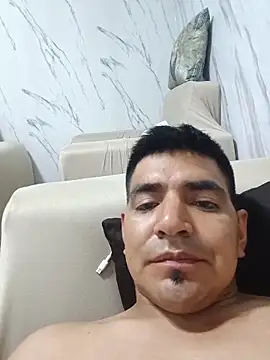 latino17 online show from March 3, 3:12 am