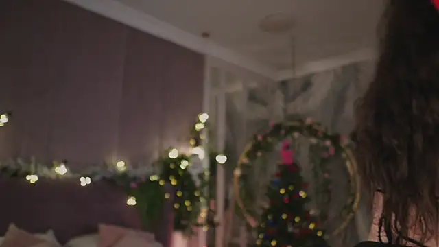 Meow Nancy online show from December 24, 8:33 am