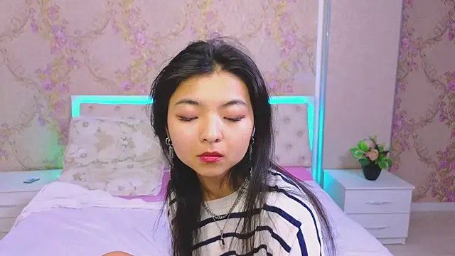 Shy Kira online show from January 20, 3:39 pm