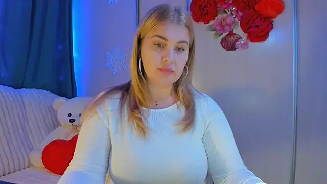 Snapshot of CoraSwon chatting on January 29, 5:02 pm CoraSwon online show from January 29, 5:02 pm