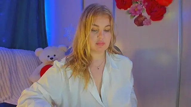 Snapshot of CoraSwon chatting on January 29, 8:04 pm CoraSwon online show from January 29, 8:04 pm