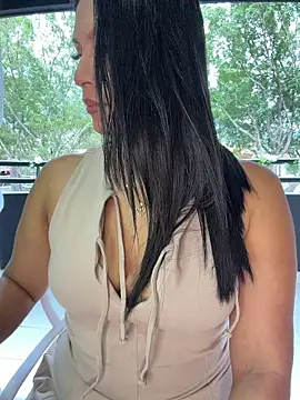 Snapshot of Sofia_Convers chatting on August 5, 12:52 pm Sofia Convers online show from August 5, 12:52 pm