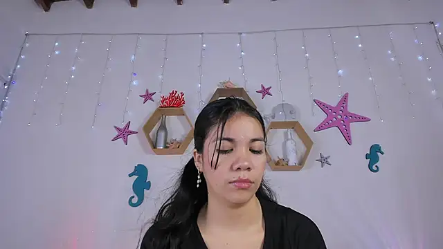 Snapshot of Emiily_Parkerr chatting on March 12, 3:13 am Emiily Parkerr online show from March 12, 3:13 am