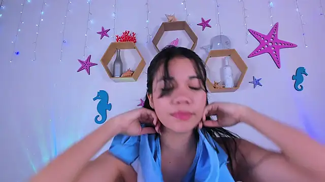 Snapshot of Emiily_Parkerr chatting on September 18, 3:08 am Emiily Parkerr online show from September 18, 3:08 am