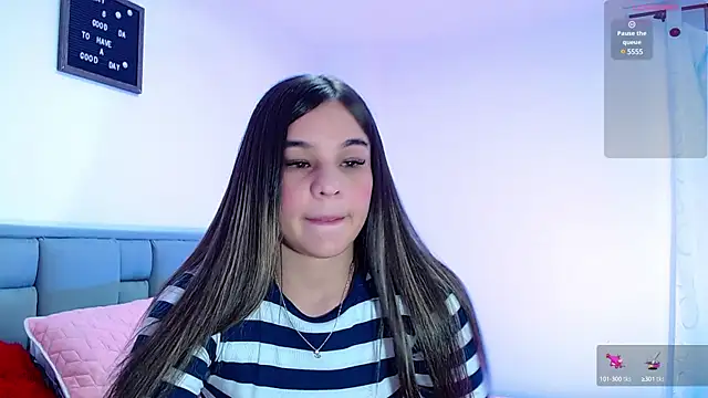 Snapshot of astrid-omega chatting on December 17, 12:23 am astrid-omega online show from December 17, 12:23 am