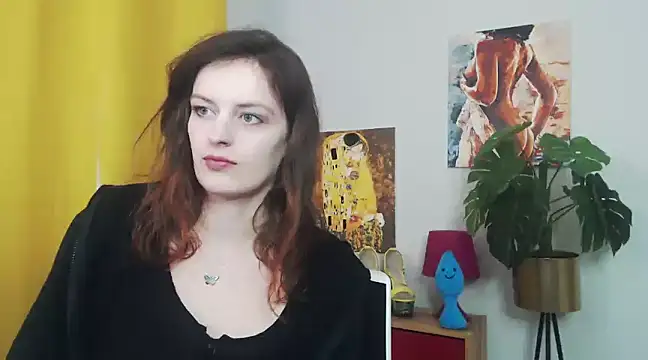 juicyNadine online show from March 10, 9:21 am