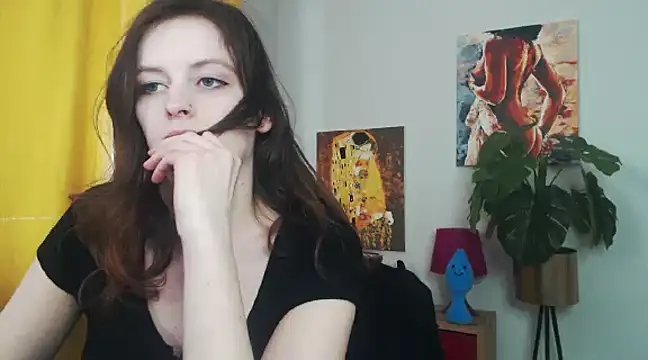 juicyNadine online show from March 19, 12:23 pm