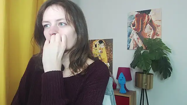 juicyNadine online show from November 12, 5:52 am