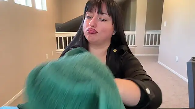 Snapshot of rubybabyxo chatting on October 28, 10:12 pm rubybabyxo online show from October 28, 10:12 pm