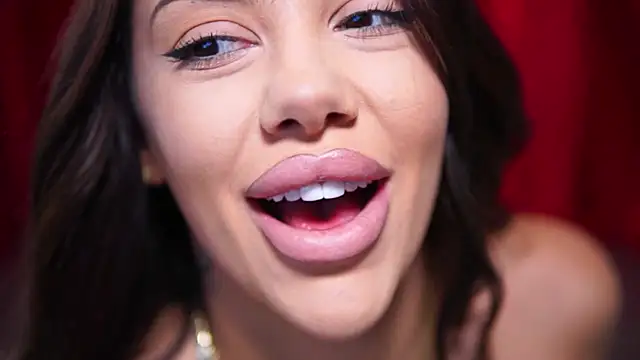 Snapshot of NatyDesiree chatting on January 26, 10:57 pm NatyDesiree online show from January 26, 10:57 pm