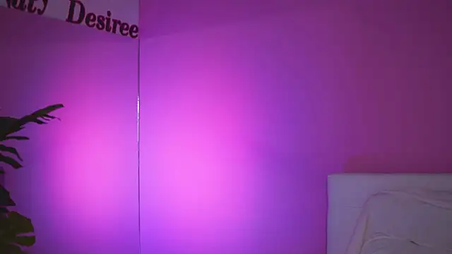 Snapshot of NatyDesiree chatting on March 5, 11:17 am NatyDesiree online show from March 5, 11:17 am