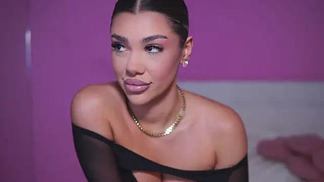 Snapshot of NatyDesiree chatting on March 7, 5:08 am NatyDesiree online show from March 7, 5:08 am