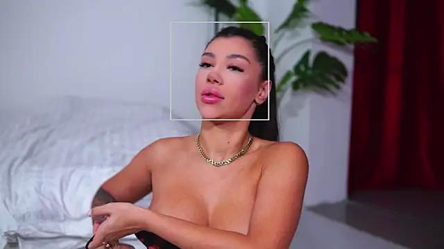 Snapshot of NatyDesiree chatting on September 26, 7:23 am NatyDesiree online show from September 26, 7:23 am