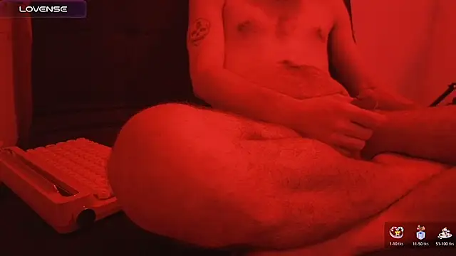 Snapshot of pantslesstraveler_plt chatting on January 4, 7:55 am pantslesstraveler plt online show from January 4, 7:55 am