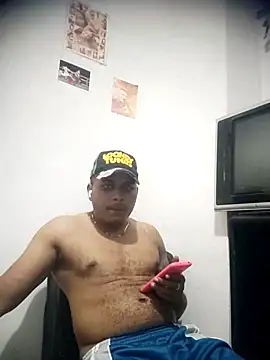 SaucyAffair0 online show from March 14, 11:32 pm