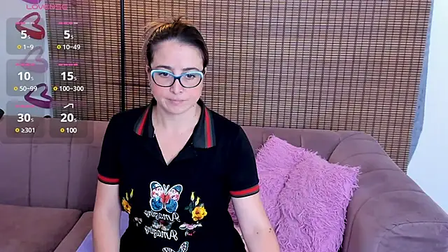 ariana cross online show from March 2, 12:32 pm