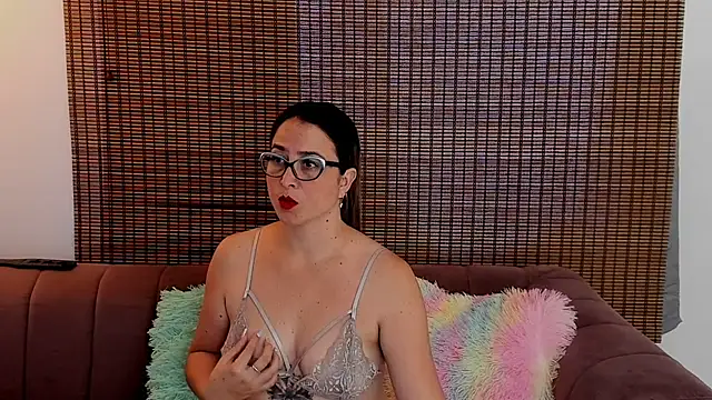 ariana cross online show from July 10, 1:14 pm