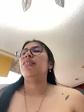 SaritaHot 69 online show from December 14, 6:52 pm