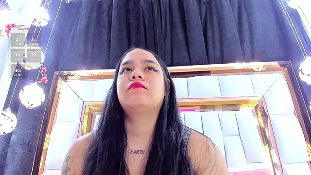 RileySweett online show from March 13, 11:39 am