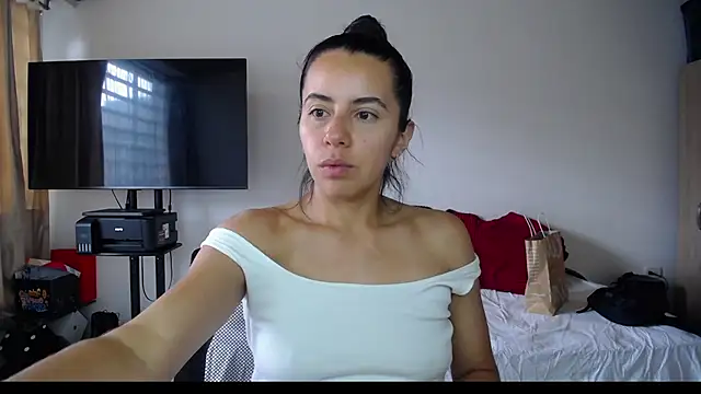 Snapshot of Mariam_Gomezxxx chatting on October 1, 6:58 pm Mariam Gomezxxx online show from October 1, 6:58 pm