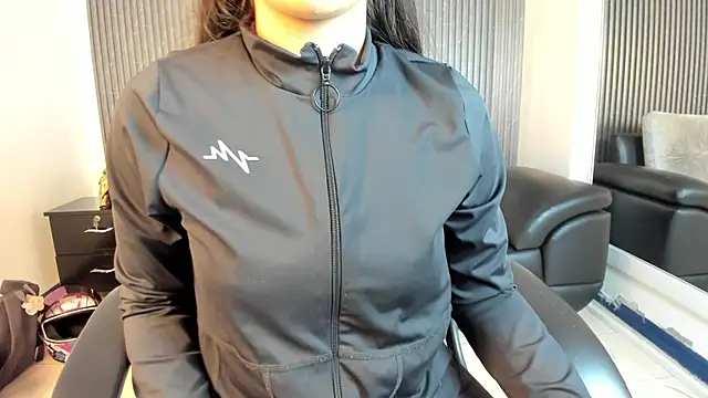 paulina sweett  online show from November 29, 10:51 am