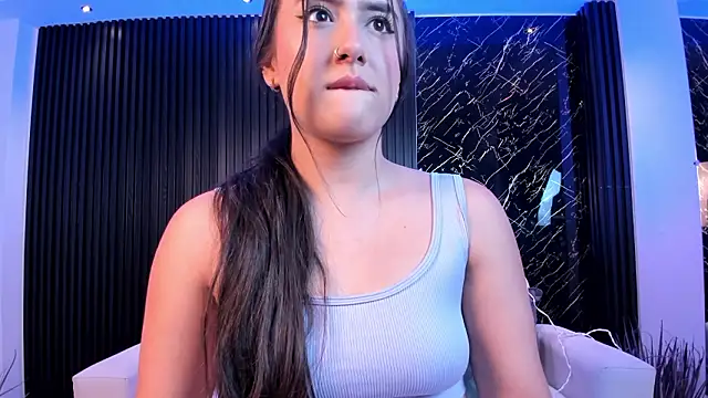 paulina sweett  online show from January 19, 12:31 pm