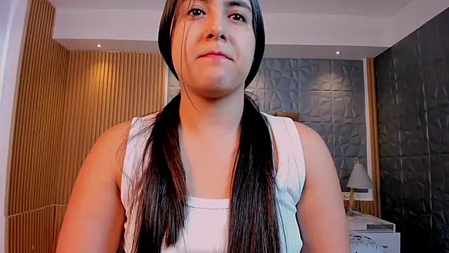 Snapshot of paulina_sweett_ chatting on June 19, 11:25 am paulina sweett online show from June 19, 11:25 am